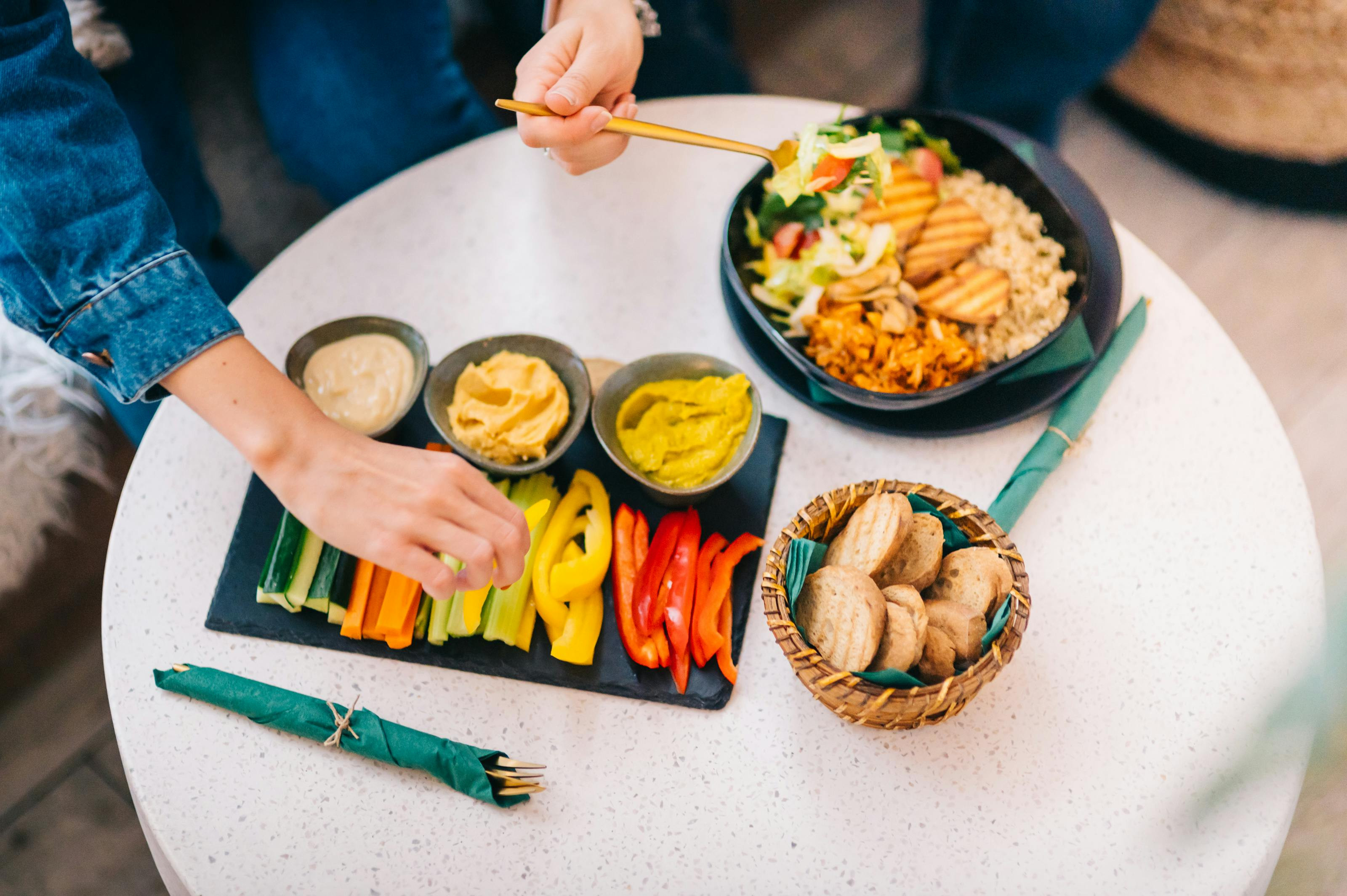 U.S. Government Urges Restaurants to Promote Healthier Options for Children