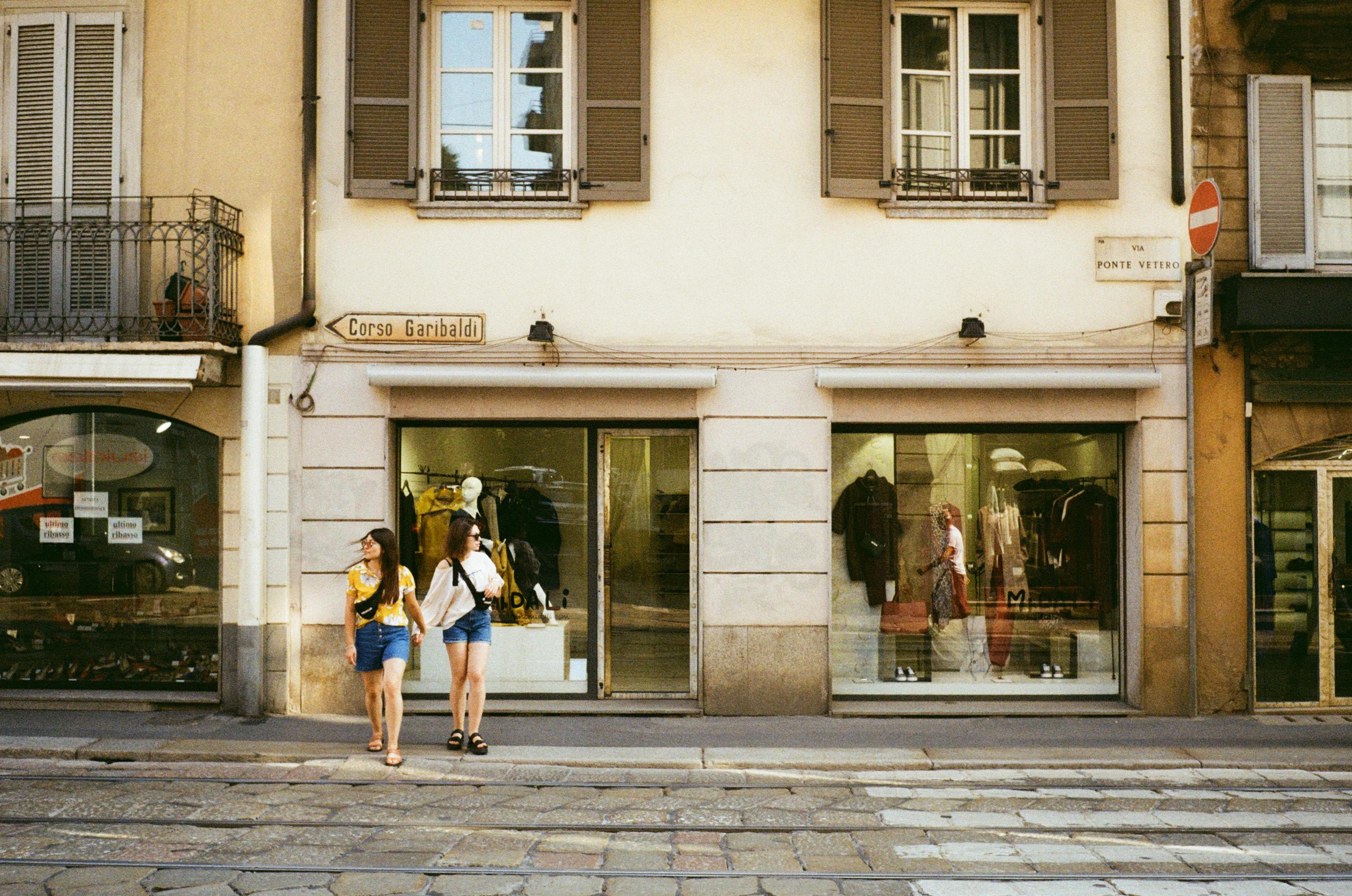 The Clothing Boutique Advantage: What Big Retailers Can’t Offer